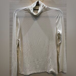 Chico's Soft Cream Mock Turtleneck Top size Medium